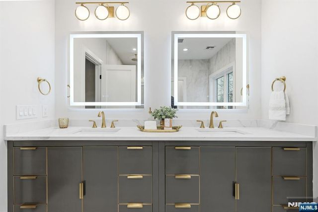 33 Tower Road, Livingston, NJ 07039