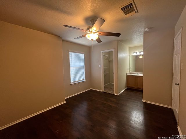 7002 Hallie Spirit, San Antonio, TX 78227