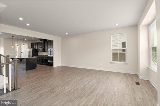 11364 WILLOW GREEN CIR, Manassas, VA 20109