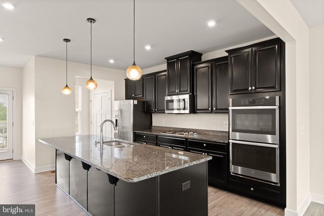 11364 WILLOW GREEN CIR, Manassas, VA 20109