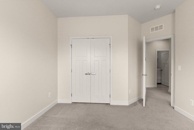 11364 WILLOW GREEN CIR, Manassas, VA 20109
