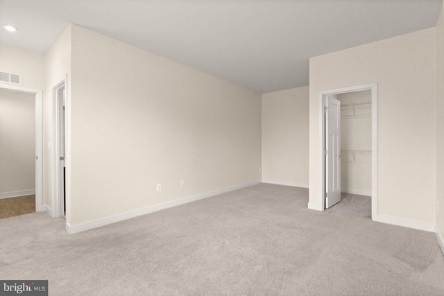 11364 WILLOW GREEN CIR, Manassas, VA 20109