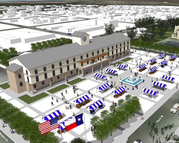 152 Lacey Oak, Castroville, TX 78009