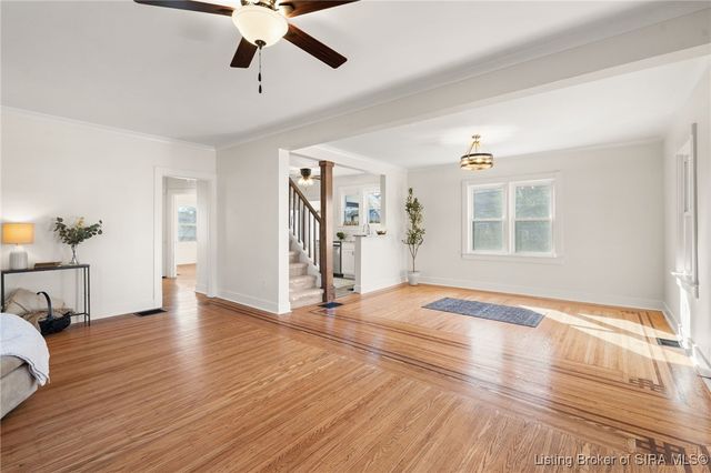 1012 E 7th Street, Jeffersonville, IN 47130