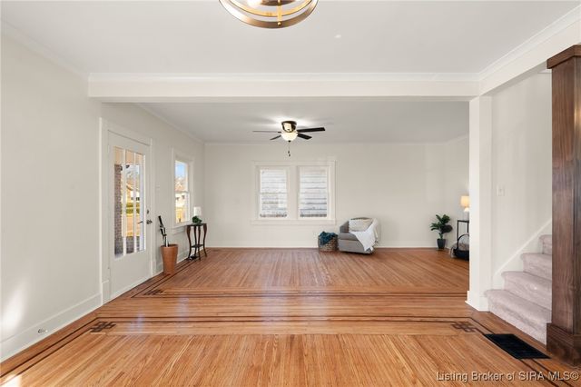 1012 E 7th Street, Jeffersonville, IN 47130