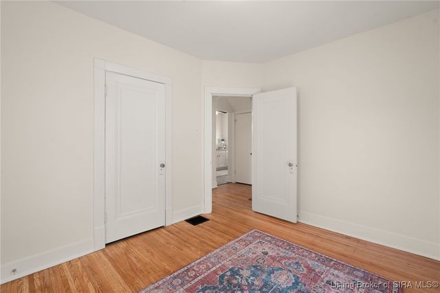 1012 E 7th Street, Jeffersonville, IN 47130