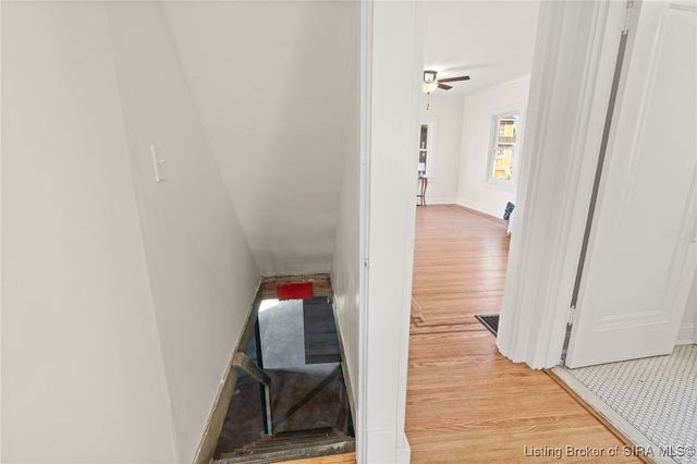 1012 E 7th Street, Jeffersonville, IN 47130