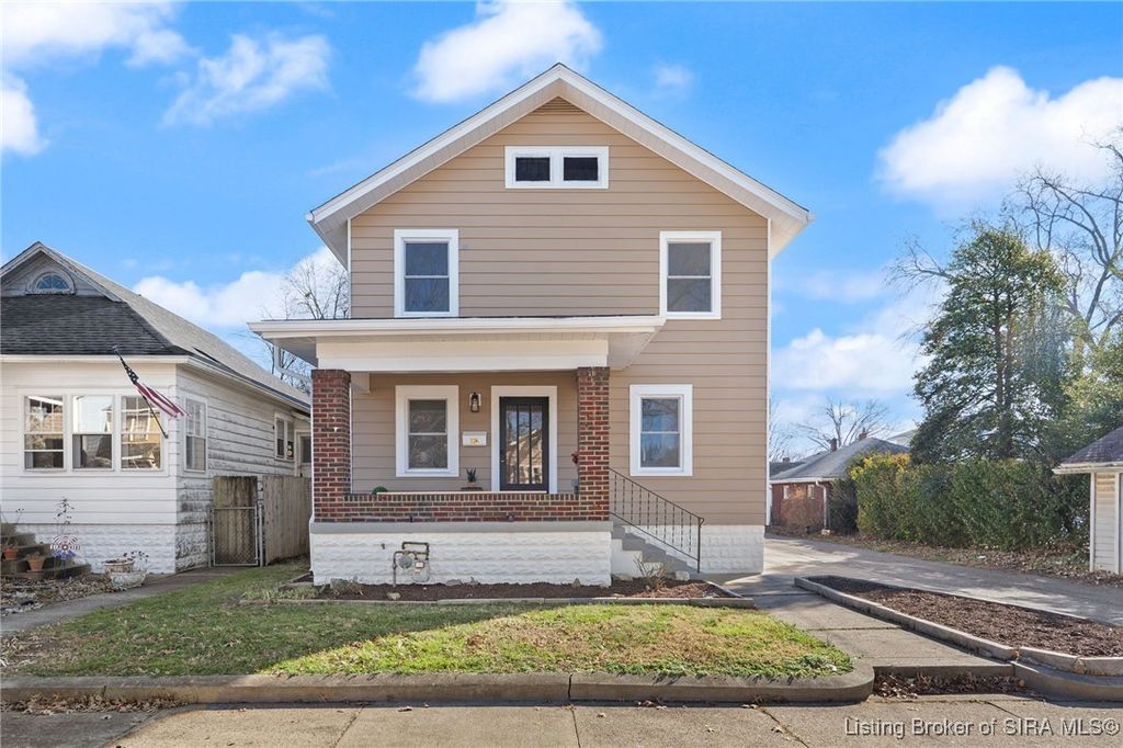 1012 E 7th Street, Jeffersonville, IN 47130