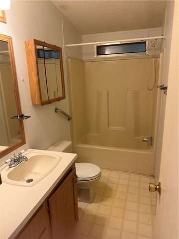 2315 E Suffock Avenue, Kingman, AZ 86409