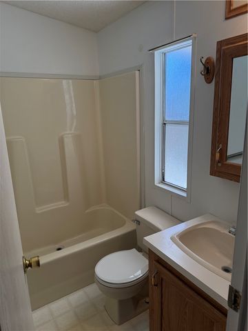 2315 E Suffock Avenue, Kingman, AZ 86409