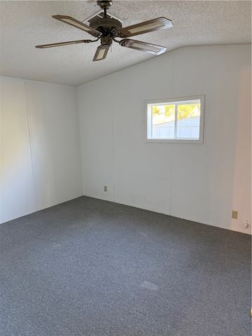 2315 E Suffock Avenue, Kingman, AZ 86409