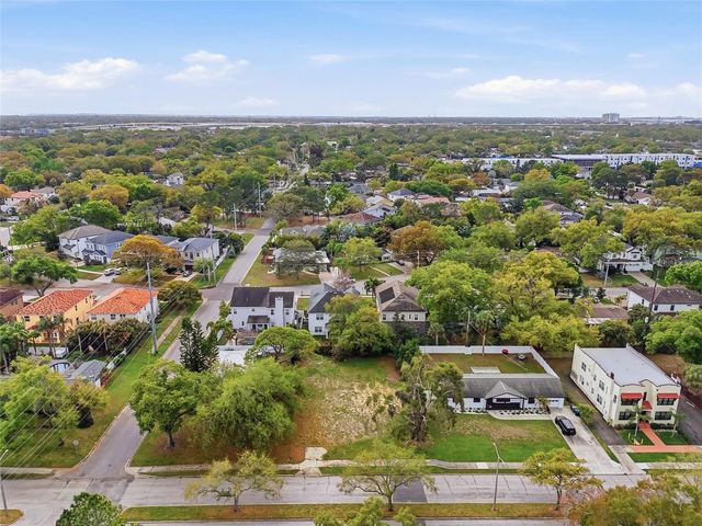 4104 W EL PRADO BOULEVARD, Tampa, FL 33629
