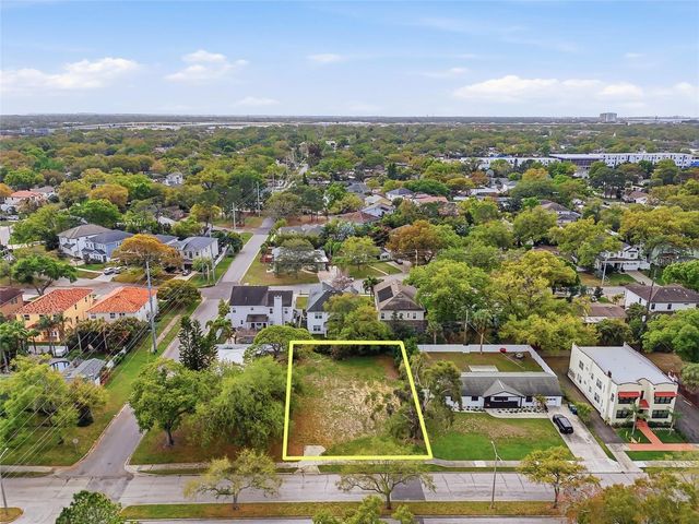 4104 W EL PRADO BOULEVARD, Tampa, FL 33629