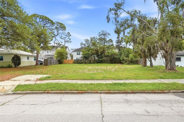4104 W EL PRADO BOULEVARD, Tampa, FL 33629