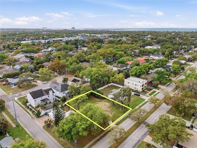 4104 W EL PRADO BOULEVARD, Tampa, FL 33629