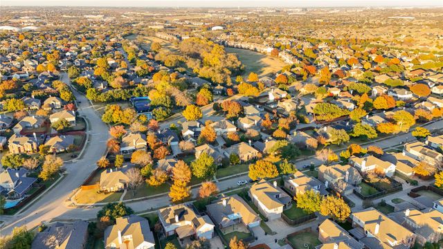 2444 Elm Leaf Lane, Plano, TX 75025