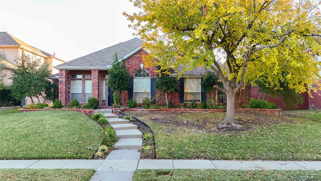 2444 Elm Leaf Lane, Plano, TX 75025