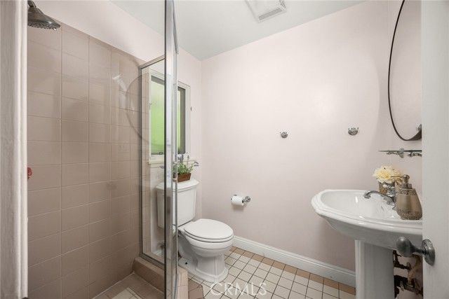 1439 Wembley Road, San Marino, CA 91108