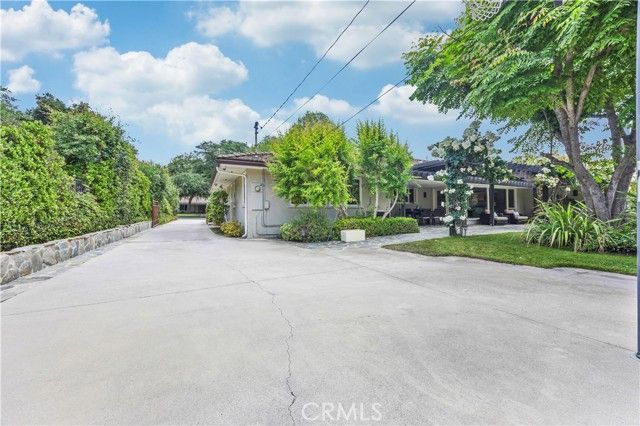 1439 Wembley Road, San Marino, CA 91108