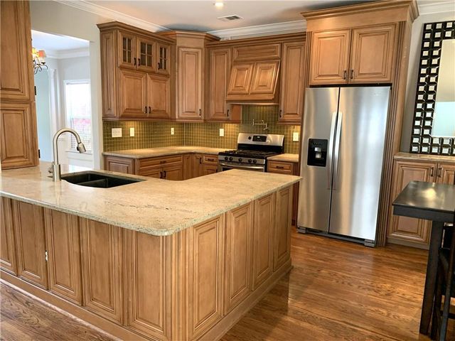 2020 Chelton Way SE, Smyrna, GA 30080