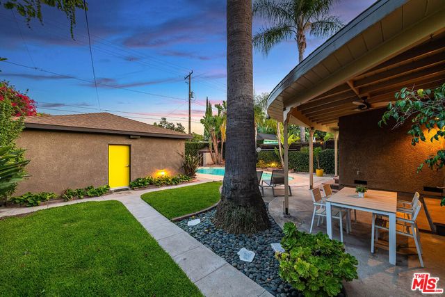 3416 W Clark Avenue, Burbank, CA 91505