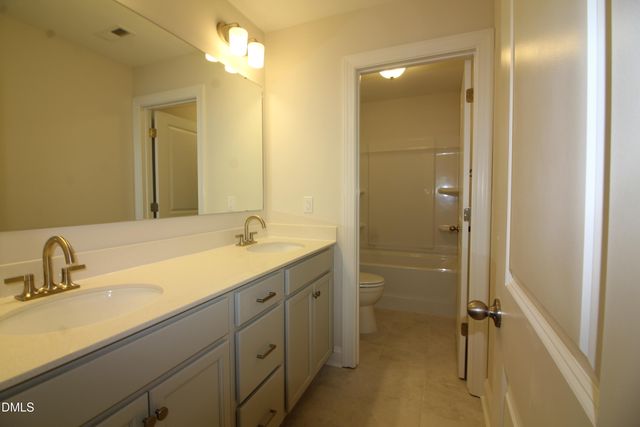 175 Margot Manor Drive, Benson, NC 27504