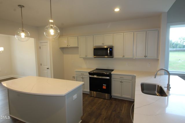 175 Margot Manor Drive, Benson, NC 27504