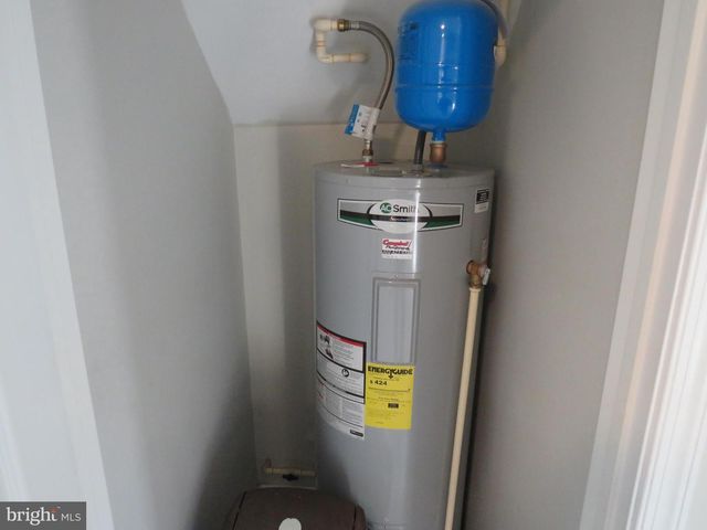 749 W NORTH ST, Dover, DE 19904