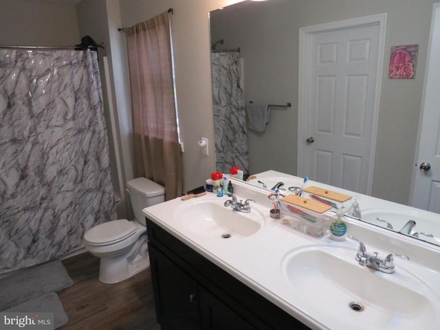 749 W NORTH ST, Dover, DE 19904