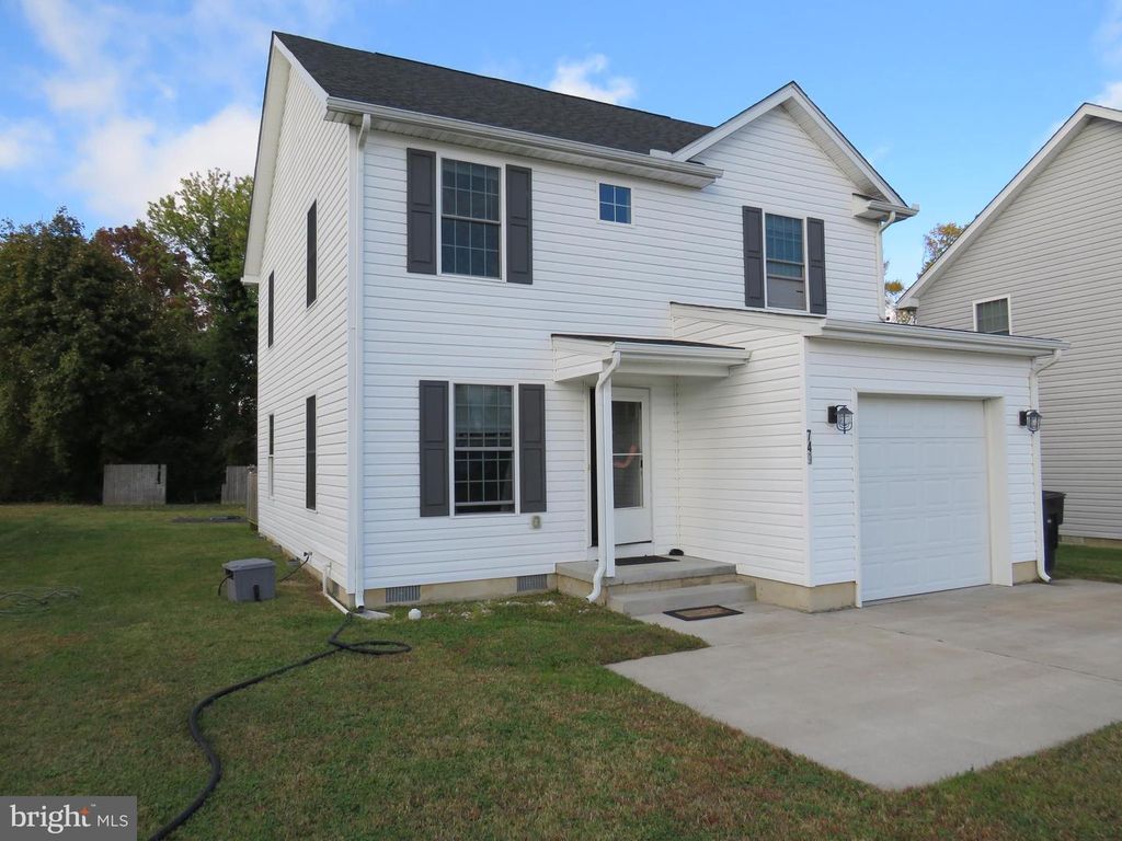 749 W NORTH ST, Dover, DE 19904