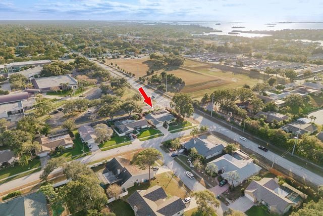 1302 SUTTON PLACE DRIVE, Palm Harbor, FL 34683