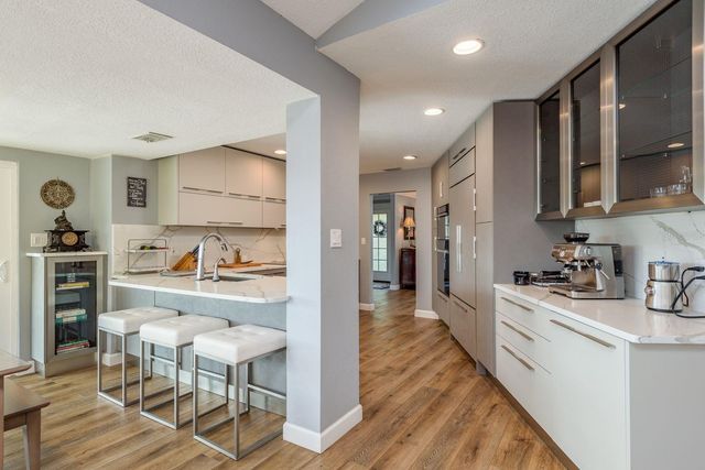 1302 SUTTON PLACE DRIVE, Palm Harbor, FL 34683