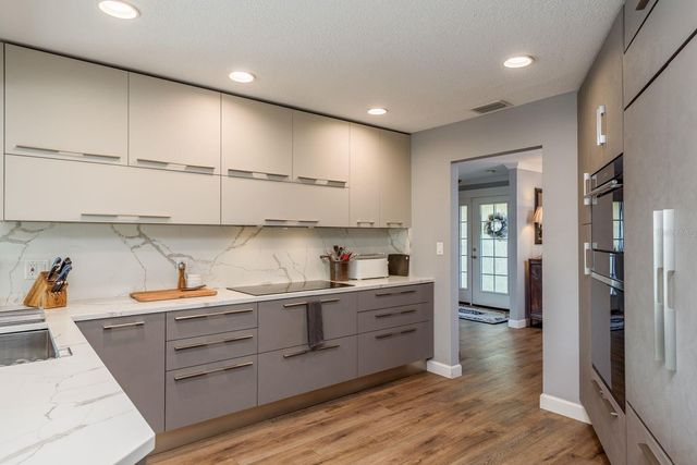 1302 SUTTON PLACE DRIVE, Palm Harbor, FL 34683