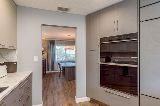 1302 SUTTON PLACE DRIVE, Palm Harbor, FL 34683