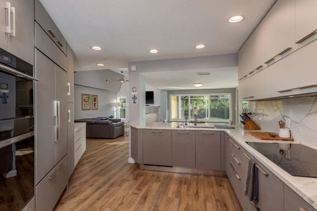 1302 SUTTON PLACE DRIVE, Palm Harbor, FL 34683