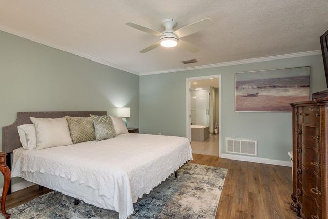 1302 SUTTON PLACE DRIVE, Palm Harbor, FL 34683