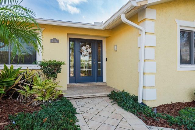 1302 SUTTON PLACE DRIVE, Palm Harbor, FL 34683