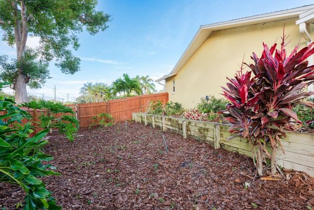 1302 SUTTON PLACE DRIVE, Palm Harbor, FL 34683