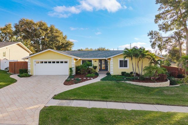 1302 SUTTON PLACE DRIVE, Palm Harbor, FL 34683