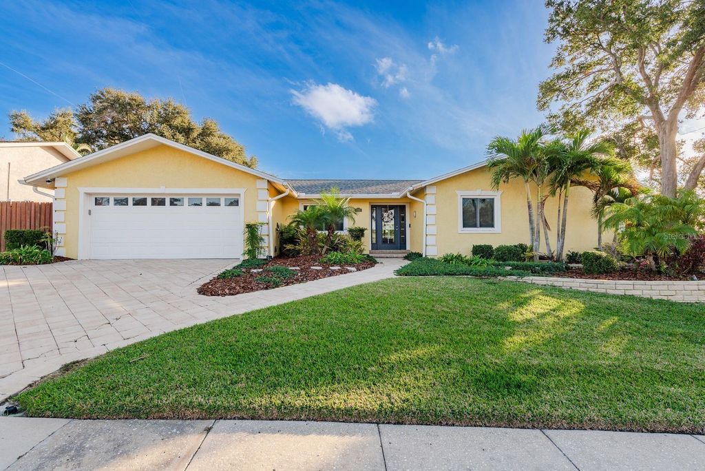 1302 SUTTON PLACE DRIVE, Palm Harbor, FL 34683