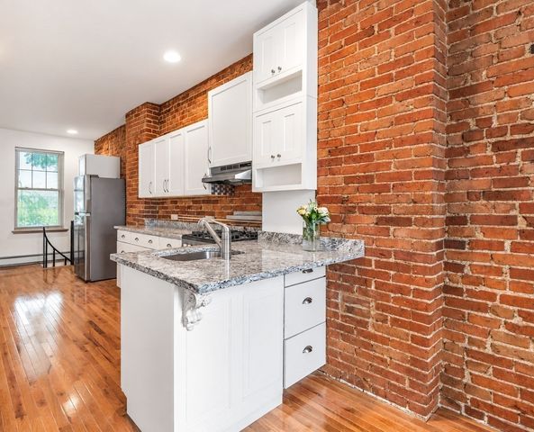 31 Division 1, Chelsea, MA 02150
