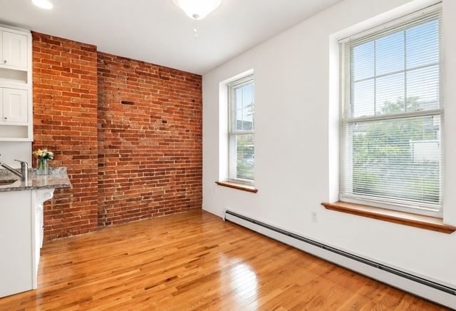 31 Division 1, Chelsea, MA 02150