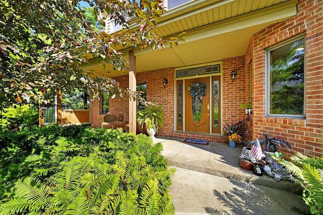 4 Bernay Court, Cary, IL 60013