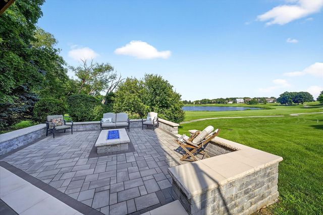 4 Bernay Court, Cary, IL 60013