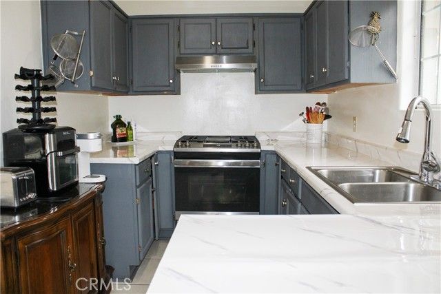 9654 Laurel Canyon, Arleta (los Angeles), CA 91331