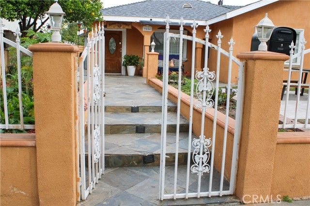 9654 Laurel Canyon, Arleta (los Angeles), CA 91331