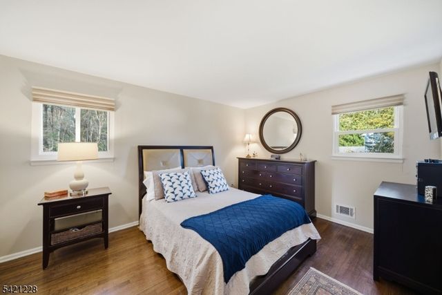 317 Rexland Dr, Boonton Town, NJ 07005