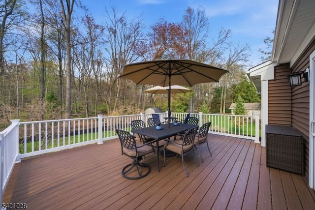 317 Rexland Dr, Boonton Town, NJ 07005