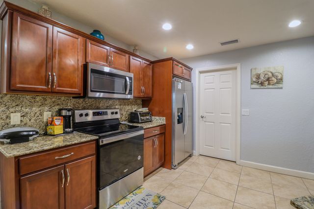 8 Mediterranean Boulevard N, Port St. Lucie, Port St Lucie, FL 34952