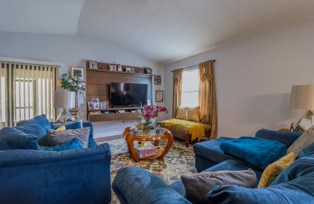 8 Mediterranean Boulevard N, Port St. Lucie, Port St Lucie, FL 34952